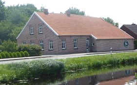 Ferienwohnung Gulf Im Gulfhof Am Kanal